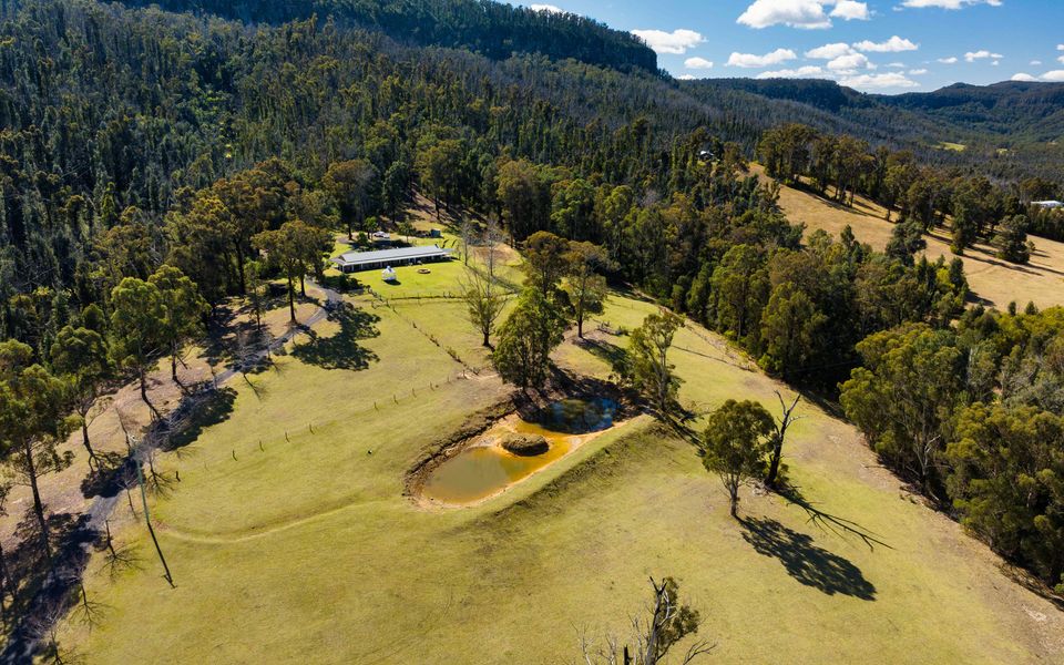MarMel – Four bedroom home with pool and fire pit