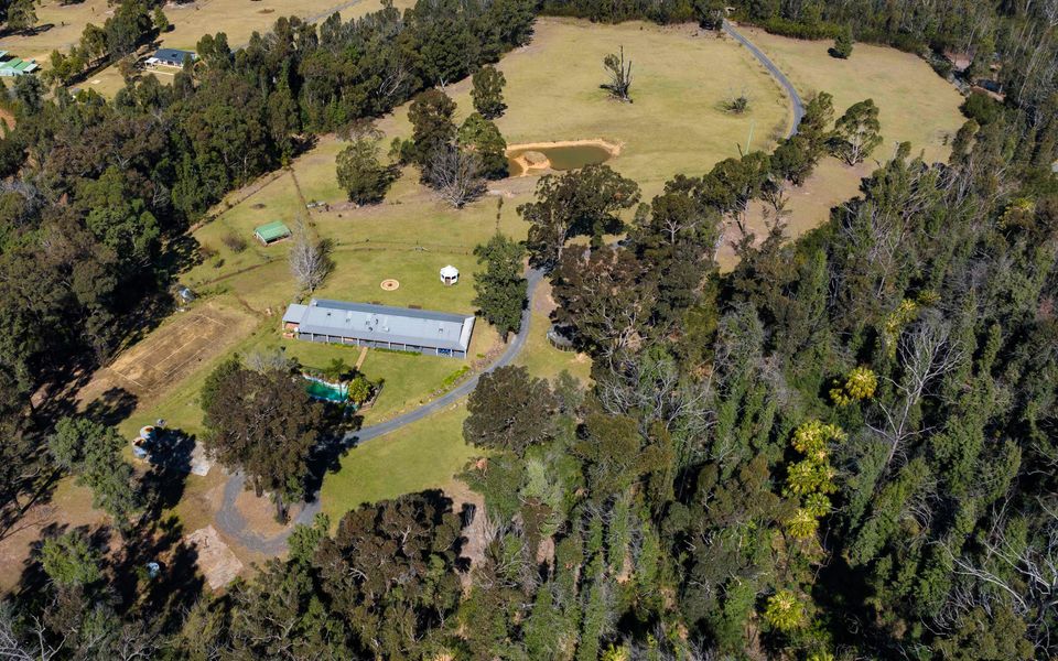 MarMel – Four bedroom home with pool and fire pit