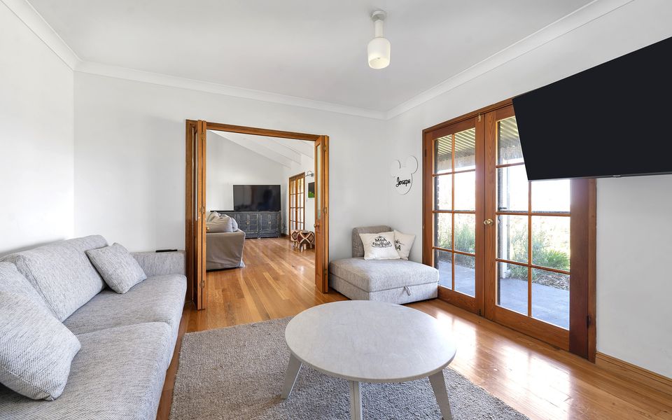 MarMel – Four bedroom home with pool and fire pit