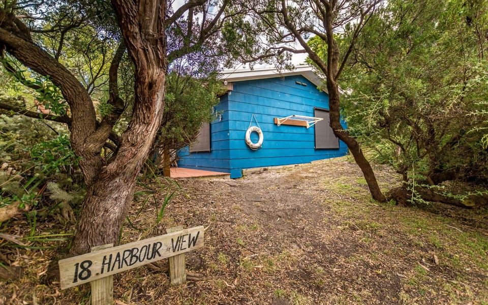 18 Harbour View Sandy Point