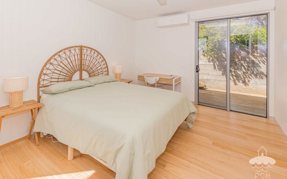 28 Ennisvale AvE – Stay 5 Nights PAY 4 – Jan 1-22