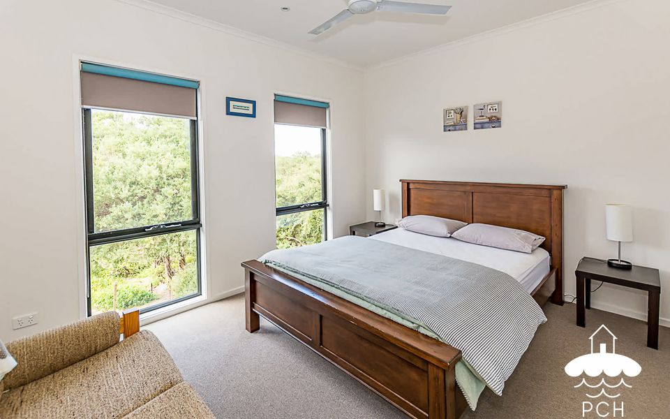 37 Oceanview Pde – Stay 5 Nights PAY 4 – Jan 1-22