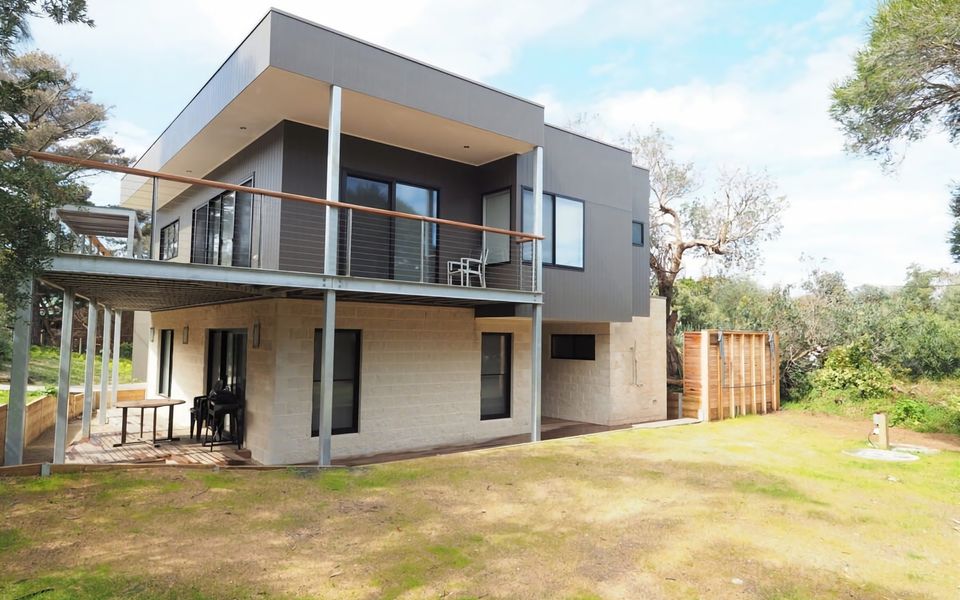 1 Anderson Ave – Stay 5 Nights – PAY 4 Jan 1-22