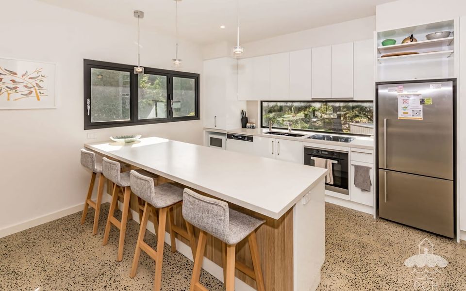 1 Anderson Ave – Stay 5 Nights – PAY 4 Jan 1-22