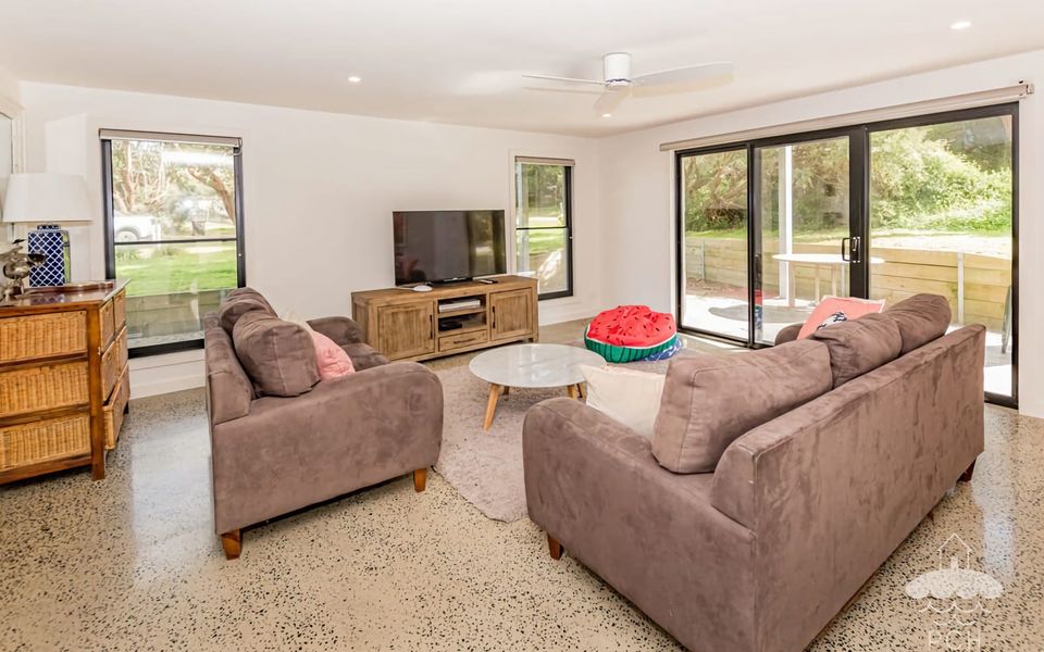 1 Anderson Ave – Stay 5 Nights – PAY 4 Jan 1-22