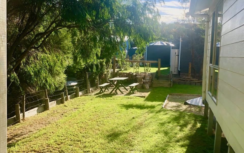 1 Tecoma Ave – Stay 5 Nights PAY 4 – Jan 1-22