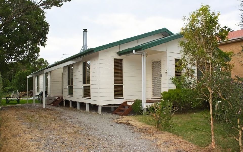 1 Tecoma Ave – Stay 5 Nights PAY 4 – Jan 1-22