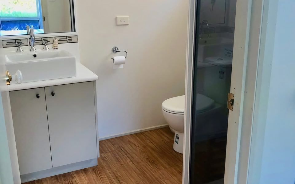 1 Tecoma Ave – Stay 5 Nights PAY 4 – Jan 1-22