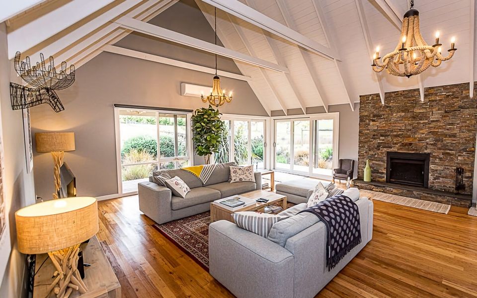 Benwerrin House – Stay 5 Nights PAY 4 – Jan 1-22