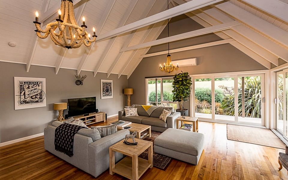 Benwerrin House – Stay 5 Nights PAY 4 – Jan 1-22