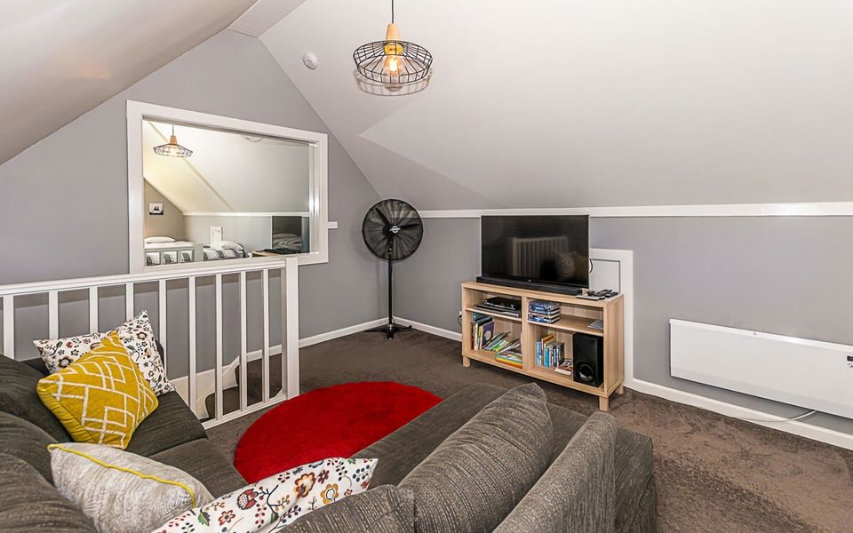 Benwerrin House – Stay 5 Nights PAY 4 – Jan 1-22