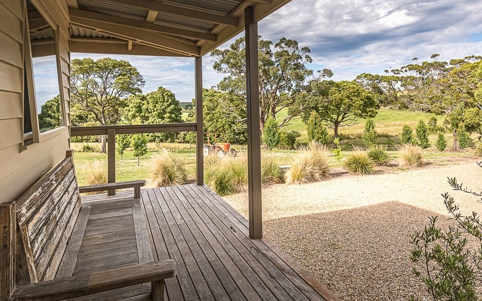 Benwerrin House – Stay 5 Nights PAY 4 – Jan 1-22