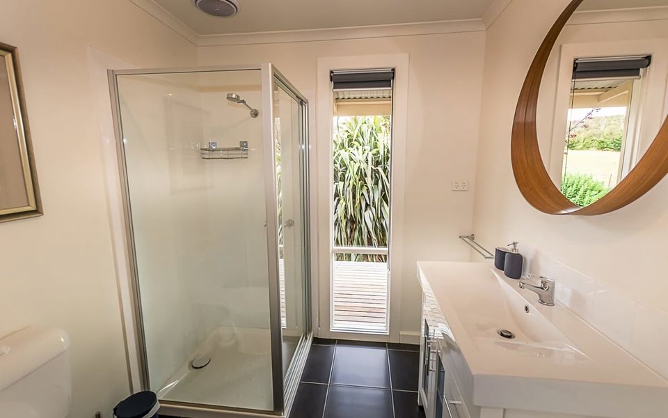 Benwerrin House – Stay 5 Nights PAY 4 – Jan 1-22