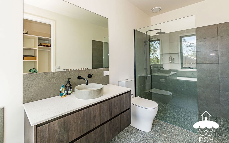 Carbool Goondie – Stay 5 Nights PAY 4 – Jan 1-22