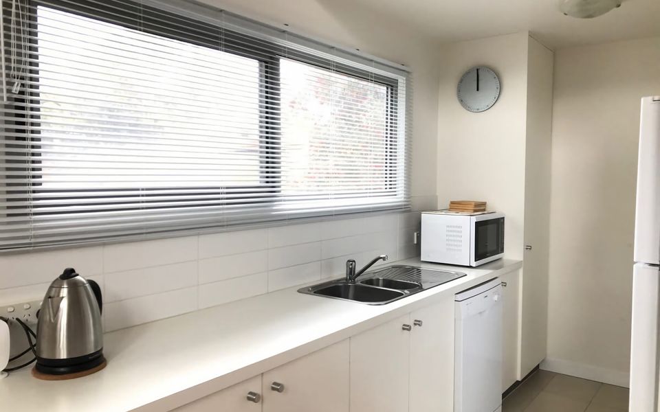 10 Anderson Avenue Sandy Point Stay 3 Pay 2 Winter Special