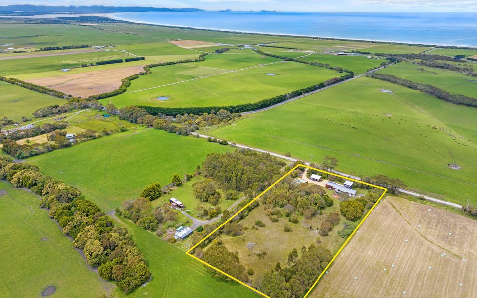 Farmhouse At The Gap – Stay 5 – PAY 4 – Jan 1-22