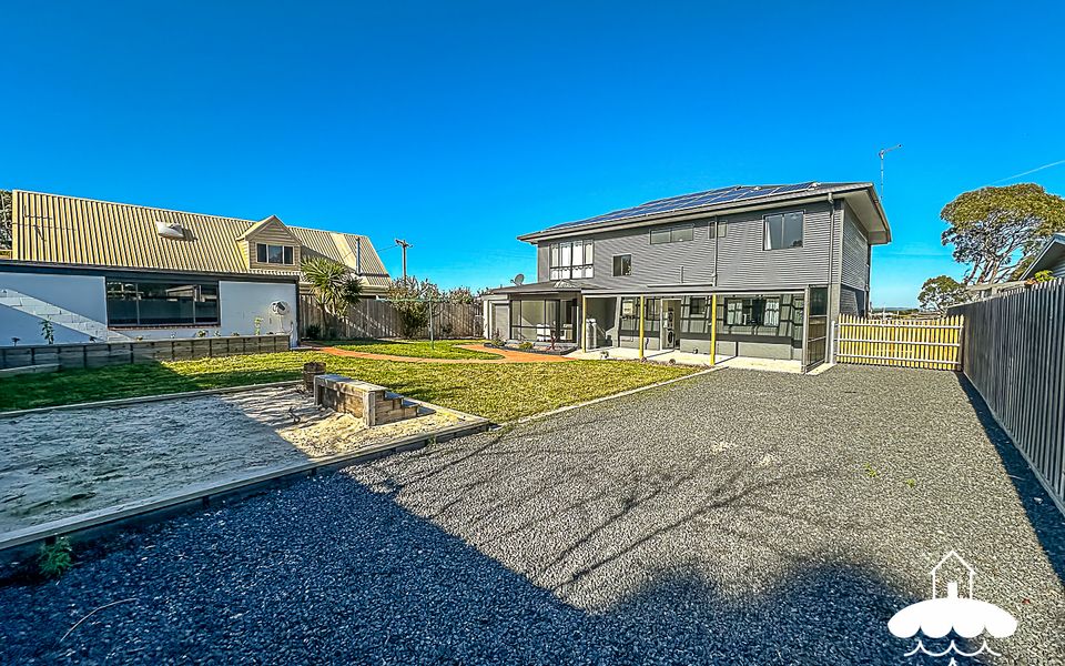 Fishermans Stay – Stay 5 Nights PAY 4 – Jan 1-22