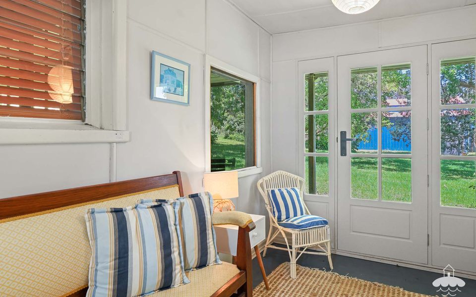 Reading/Sitting Area