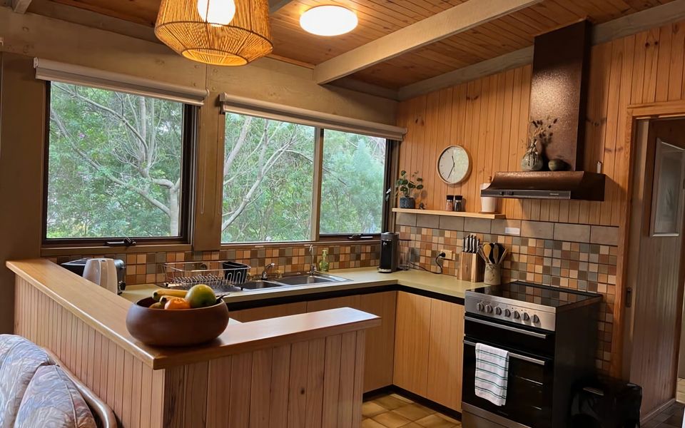 Sandy Point Log Cabin