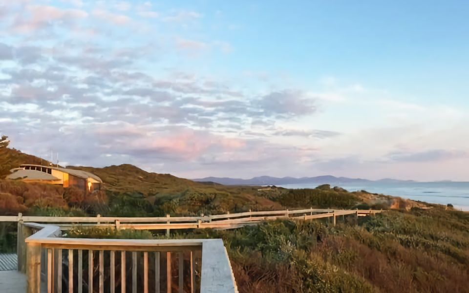 Sandy Point Log Cabin