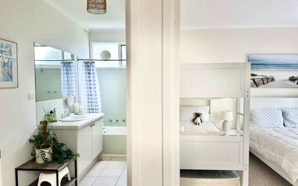 The Vibe Sandy Point