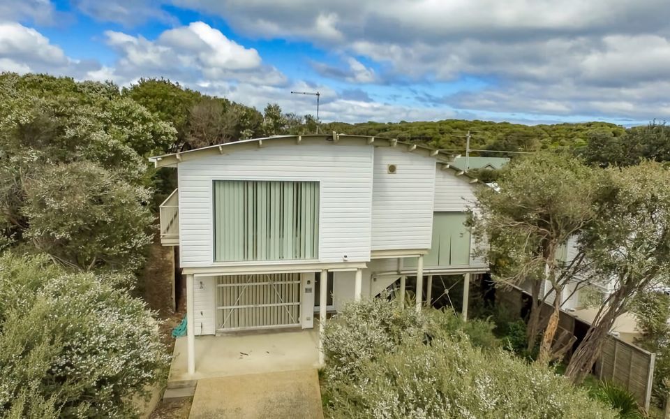 The White House Sandy Point