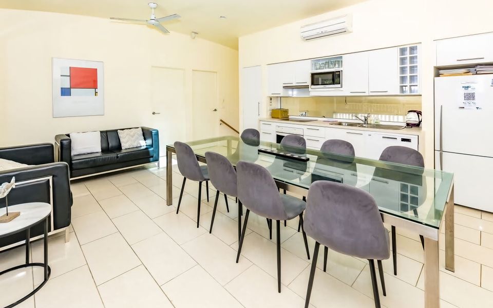 The White House Sandy Point