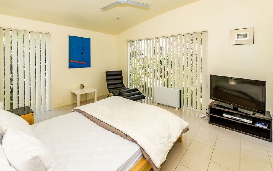 The White House Sandy Point