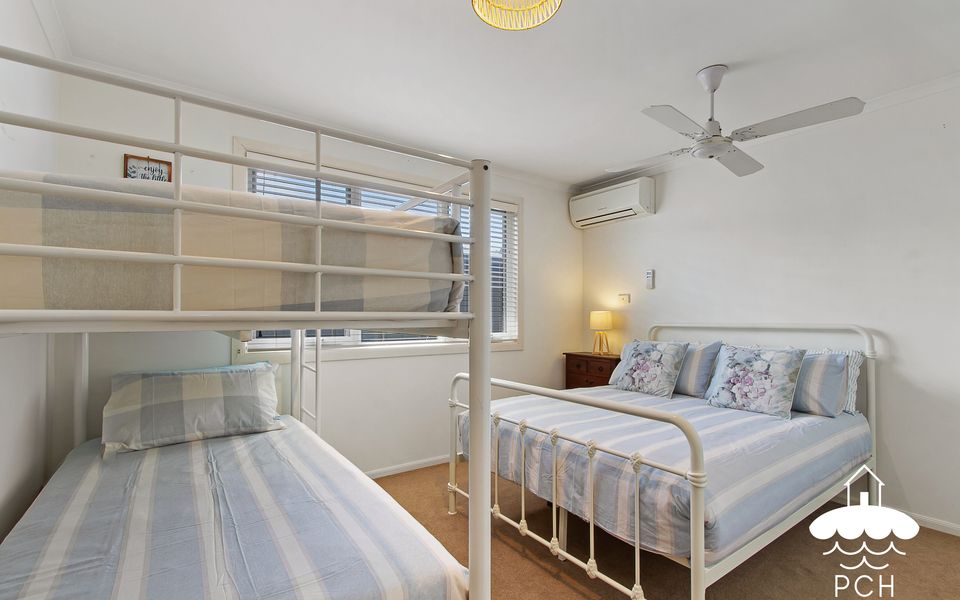 3rd Bedroom with Single bunks and Double bed