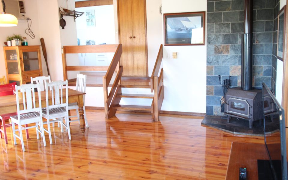 Tree Top – 4 Robert Norman Street