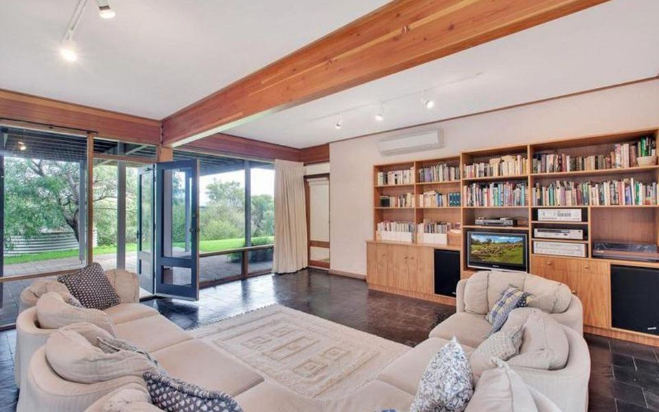 Views on Court – 2 View Court