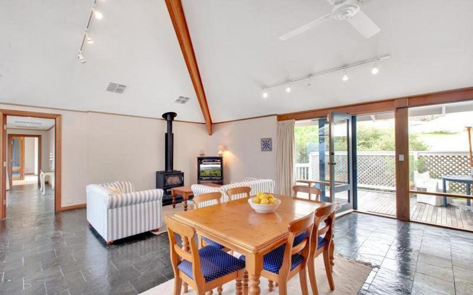 Views on Court – 2 View Court