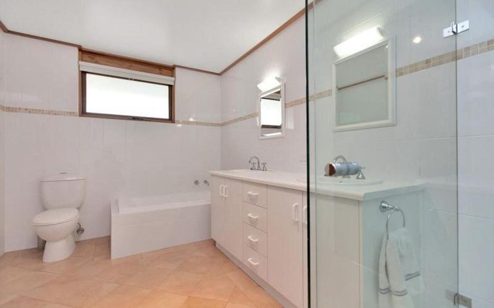 Views on Court – 2 View Court