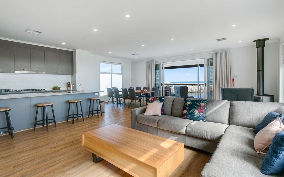 Water’s Edge on Fleurieu – 14/1 Paradise Drive