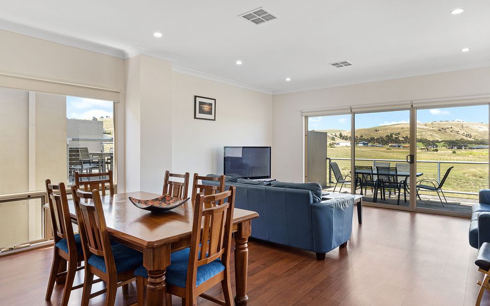 Wenneelys – 26/45 St Andrews Boulevard