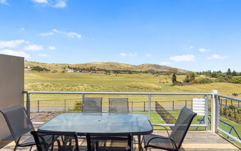 Wenneelys – 26/45 St Andrews Boulevard