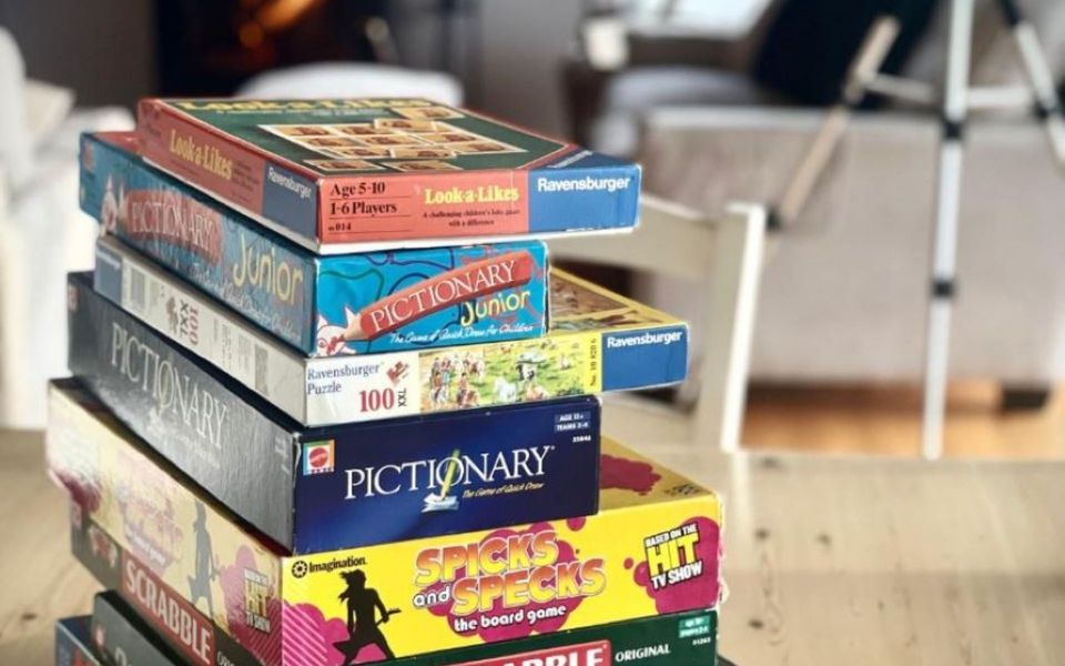 ‘YELLOW Door’ on Stacey – 17 Stacey Drive