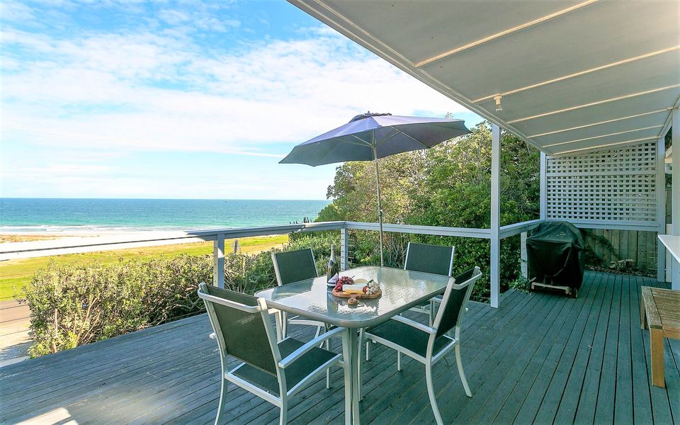 Wave and See – 53 Gold Coast Drive