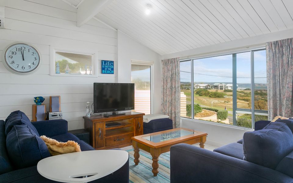 Wave and See – 53 Gold Coast Drive