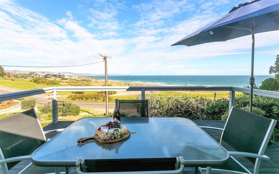 Wave and See – 53 Gold Coast Drive