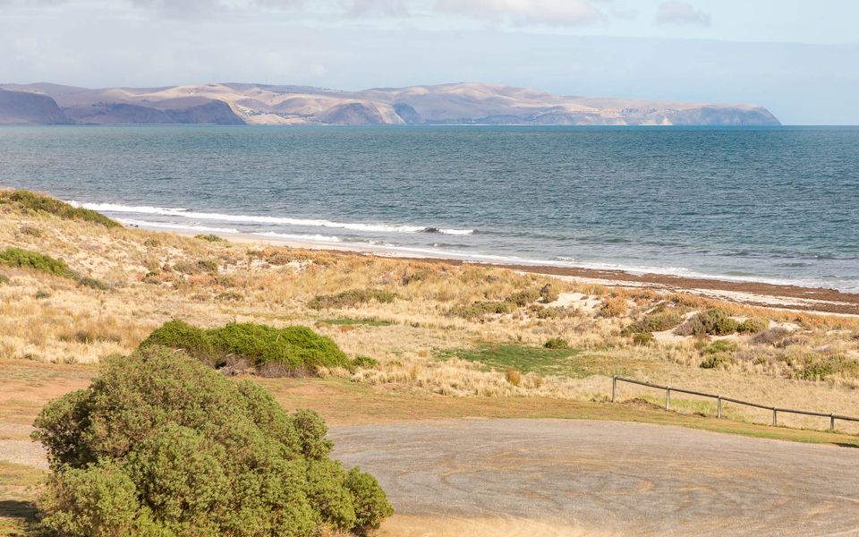 Wave and See – 53 Gold Coast Drive