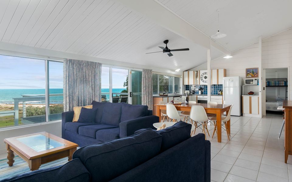 Wave and See – 53 Gold Coast Drive