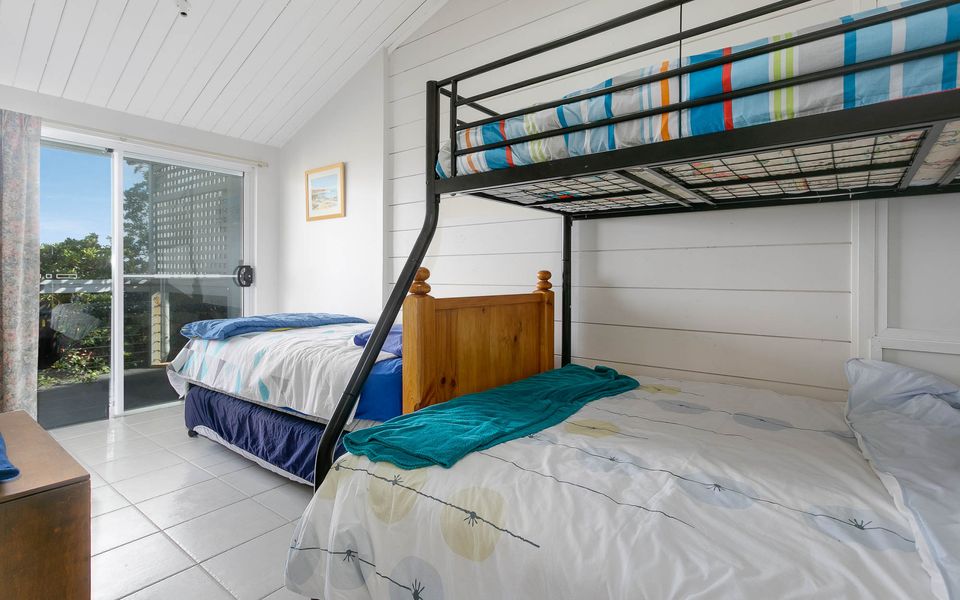 Wave and See – 53 Gold Coast Drive