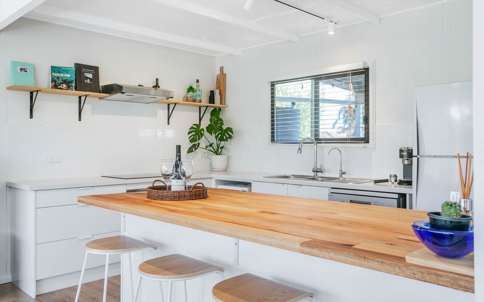 35 Degrees South – 79 Laronde