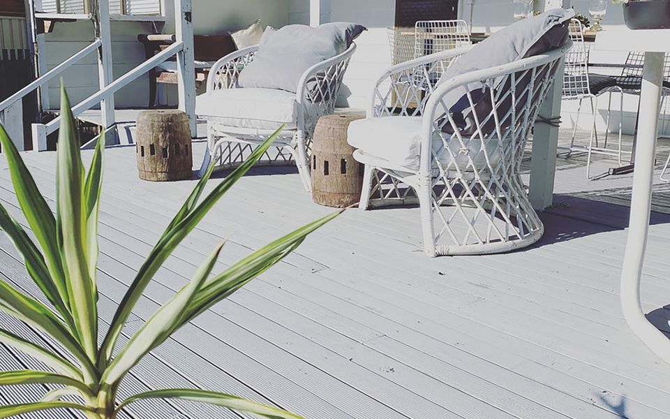 35 Degrees South – 79 Laronde