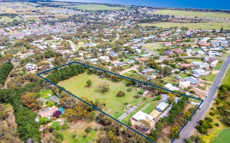 Lot 4 Retreat – 150 Willson Drive