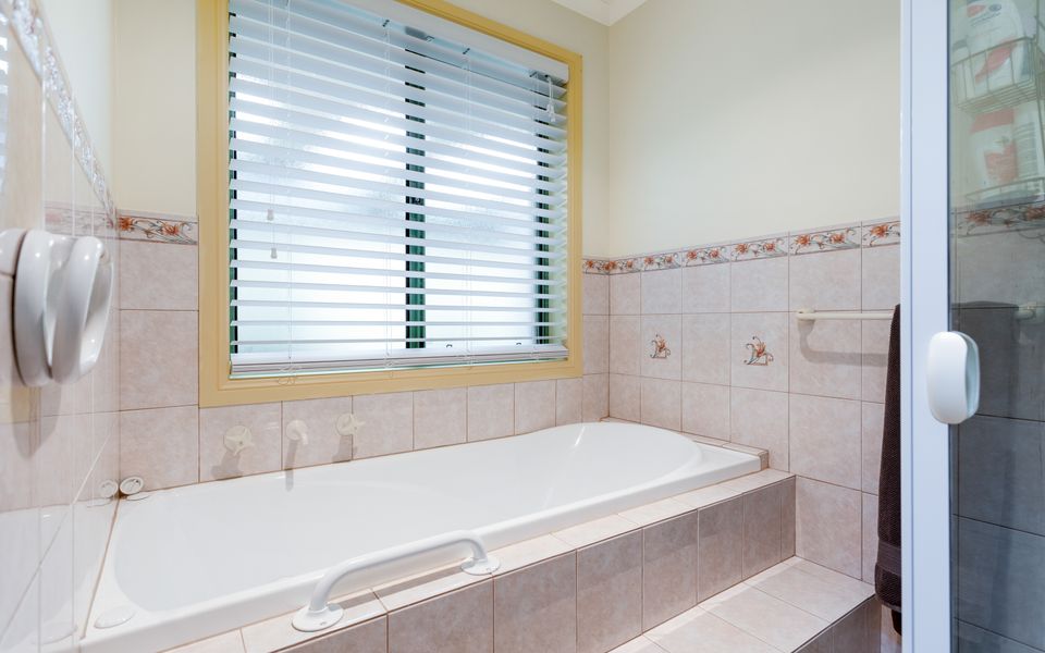 Dive into Dorset – 10 Dorset Court