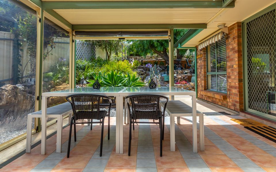 Dive into Dorset – 10 Dorset Court