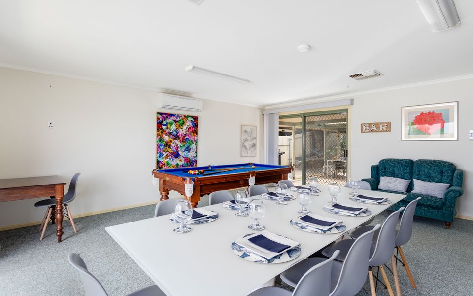 Dive into Dorset – 10 Dorset Court