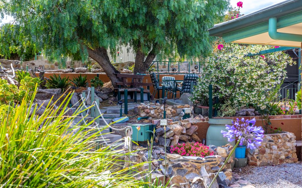 Dive into Dorset – 10 Dorset Court